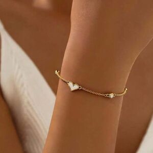 Gold Heart Bracelet Q484